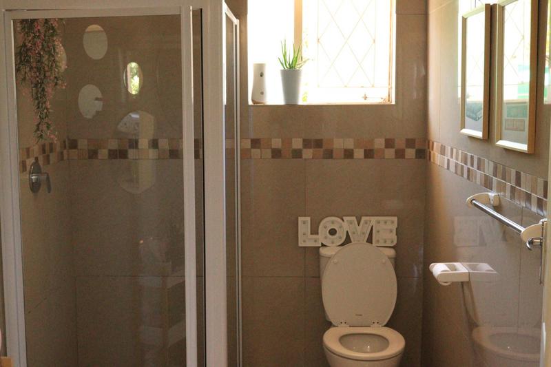 To Let 2 Bedroom Property for Rent in Oatlands Eastern Cape